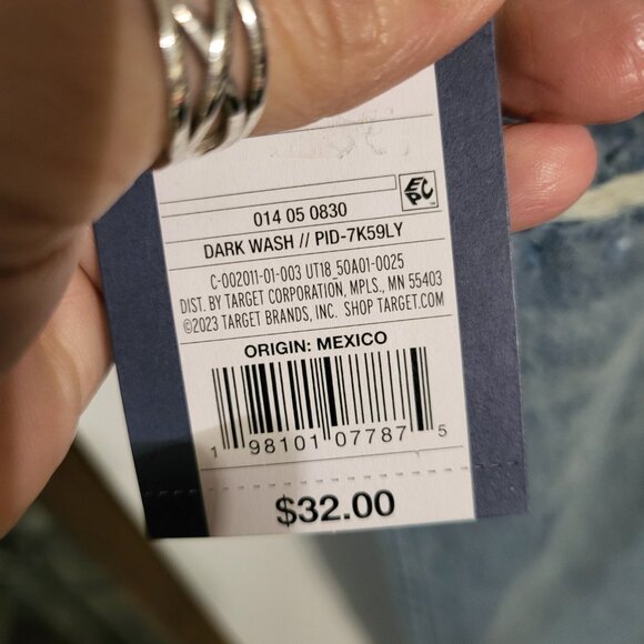 Classic Blue Women's Jeans - Picture 4 of 9